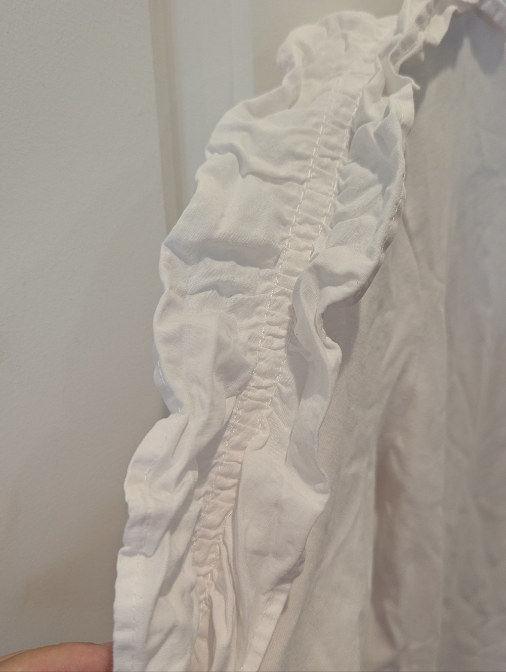 Zara 2017 Ruffle Sleeve Top (M/30) - Picture 3 of 4